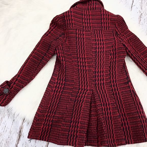 💕SALE💕 Ambiance Apparel Red Black Jacket - Picture 2 of 4